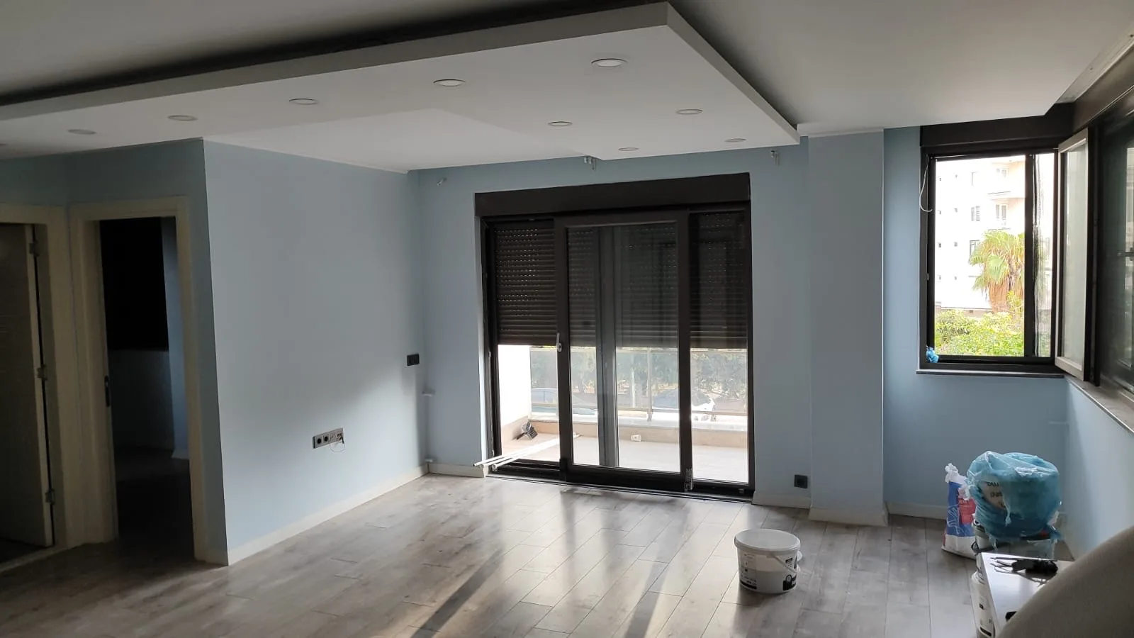 Salon — renovasyon sonrası