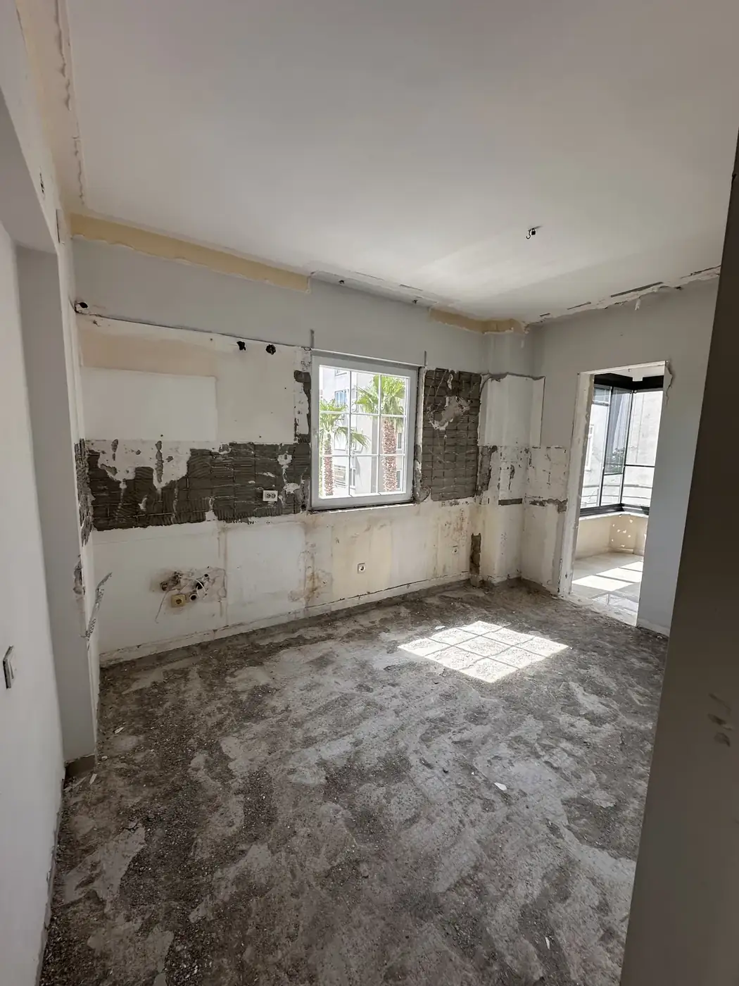 Mutfak — renovasyon öncesi