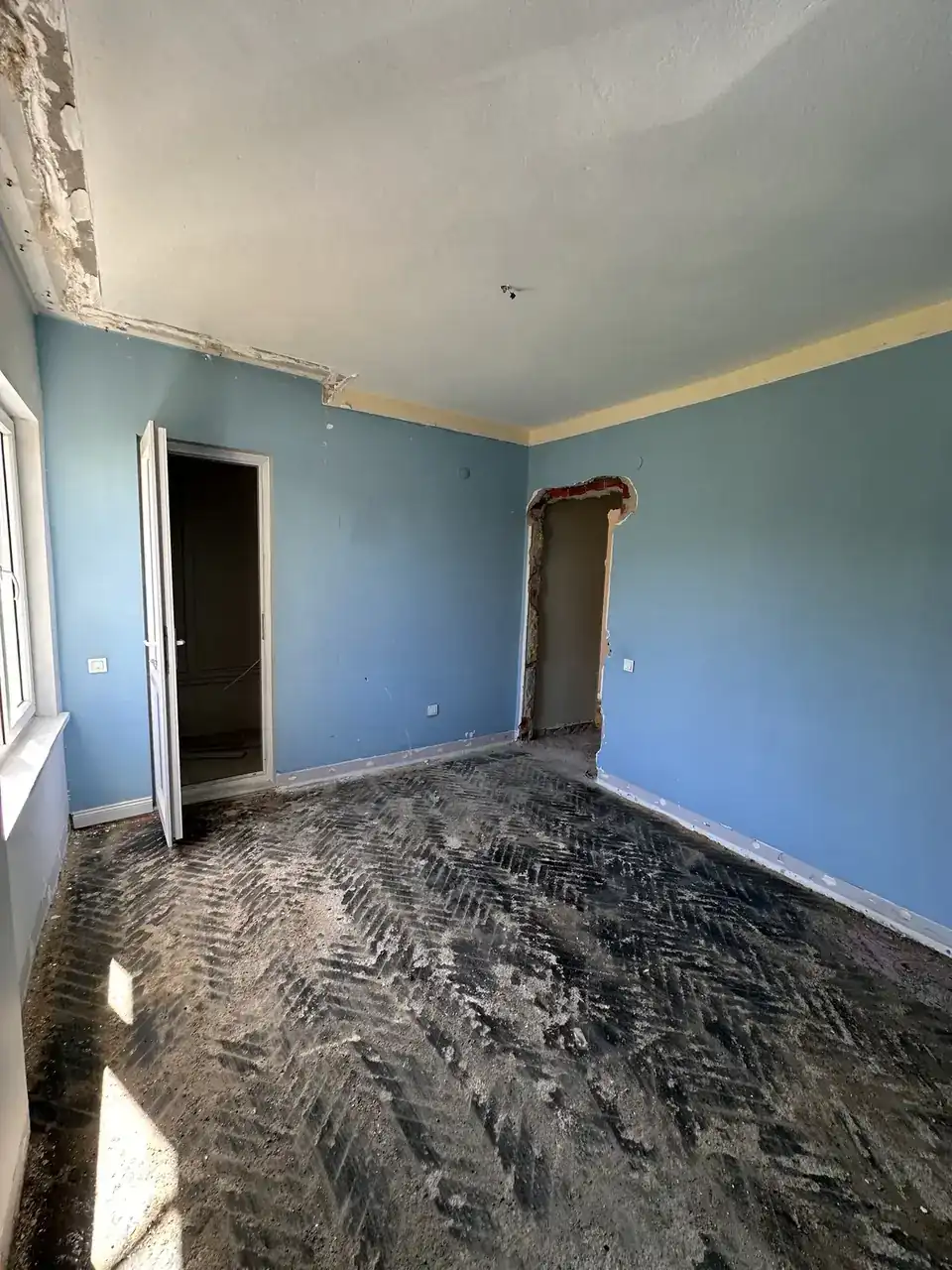 Yatak odası — ikinci açı — renovasyon öncesi