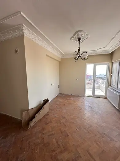 Meltem Konut Renovasyonu — Salon, balkona açılan cephe